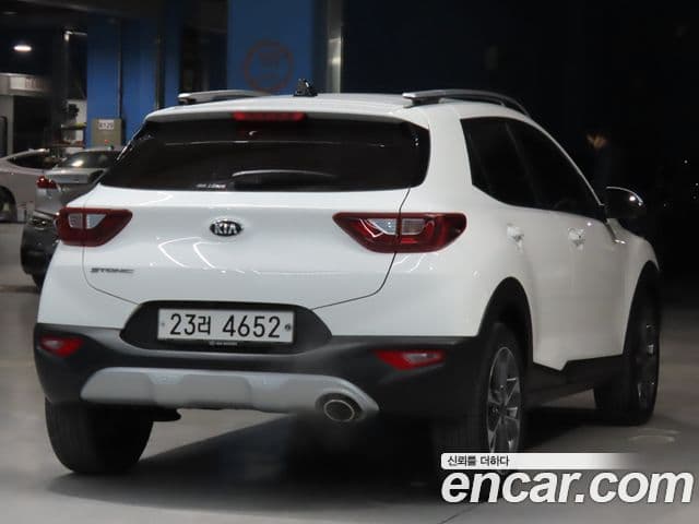 Kia Stonic Trendy, 2019 4