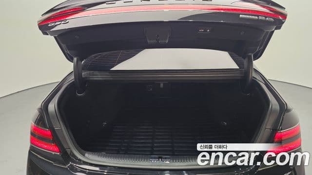 Genesis G90 Premium Luxury, 2019 20