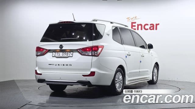 KG모빌리티(SsangYong) Korando 투리스모 4WD TX 9인승, 2016 2