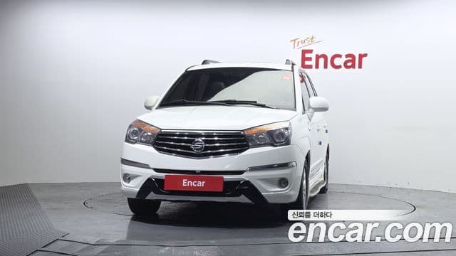 KG모빌리티(SsangYong) Korando 투리스모 4WD TX 9인승, 2016 3