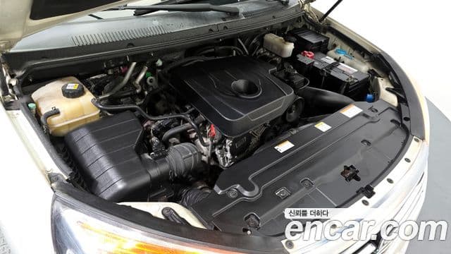 KG모빌리티(SsangYong) Korando 투리스모 4WD TX 9인승, 2016 6