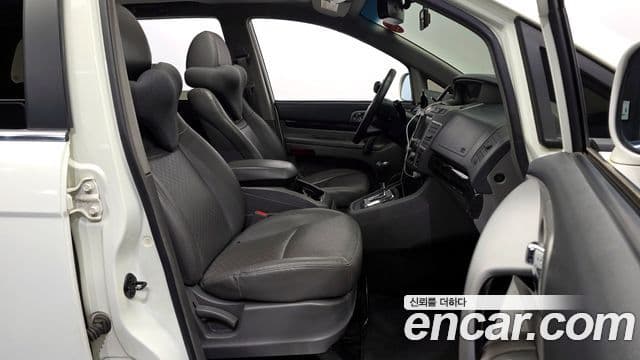 KG모빌리티(SsangYong) Korando 투리스모 4WD TX 9인승, 2016 11