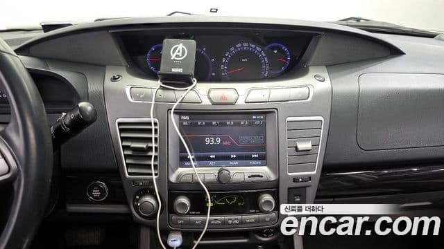KG모빌리티(SsangYong) Korando 투리스모 4WD TX 9인승, 2016 15
