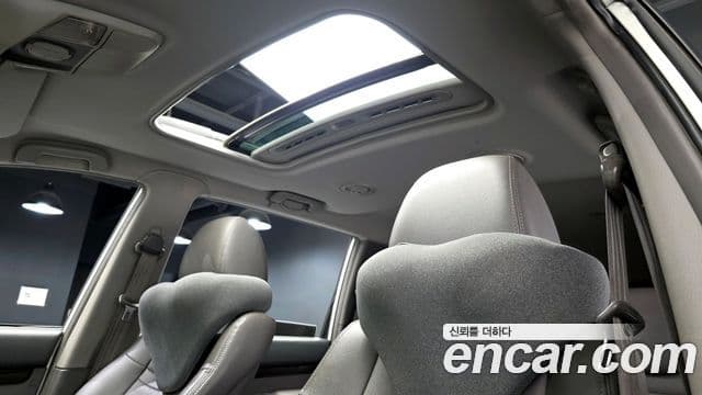 KG모빌리티(SsangYong) Korando 투리스모 4WD TX 9인승, 2016 19