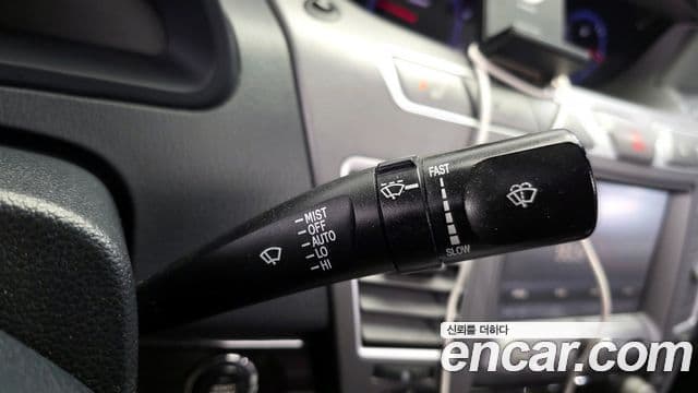 KG모빌리티(SsangYong) Korando 투리스모 4WD TX 9인승, 2016 20