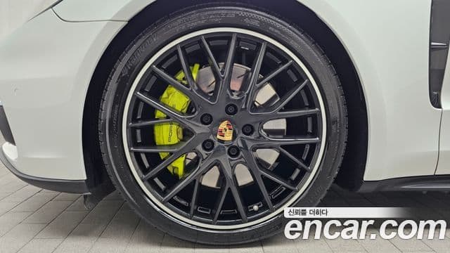 Porsche Panamera (971) 2.9 AWD E-гибрид, 2018 все фото
