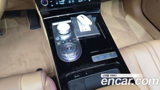 Genesis G80 (RG3) бензин 2.5 турбо AWD, 2025 9