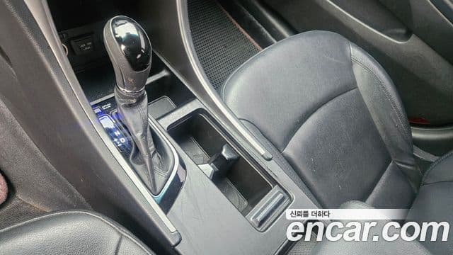 Hyundai YF Sonata Luxury, 2012 9