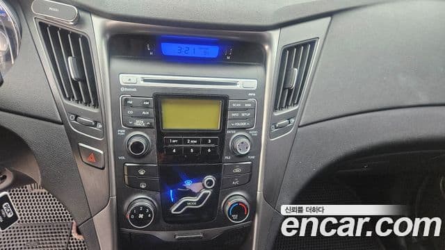 Hyundai YF Sonata Luxury, 2012 15