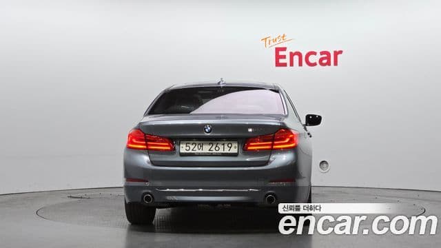 BMW 5시리즈 (G30) 520d Luxury Special Edition, 2018 4