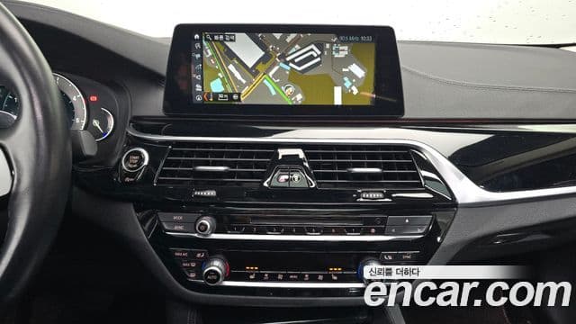 BMW 5시리즈 (G30) 520d Luxury Special Edition, 2018 14