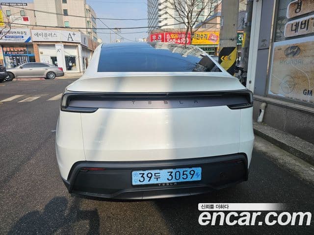 Tesla модель Y, 2026 6