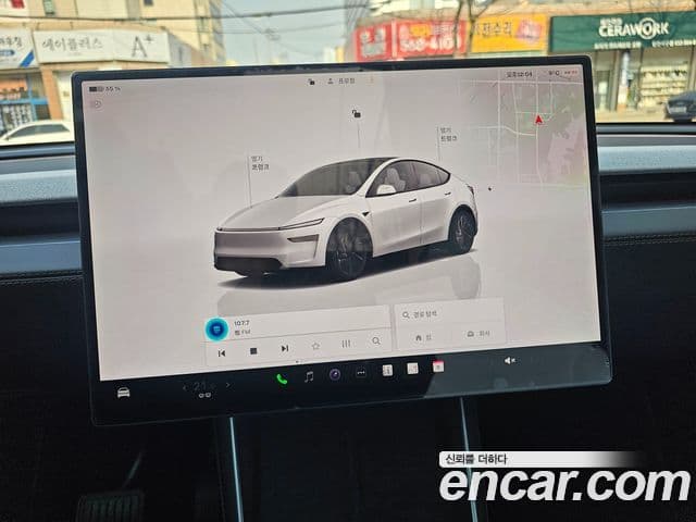 Tesla модель Y, 2026 11