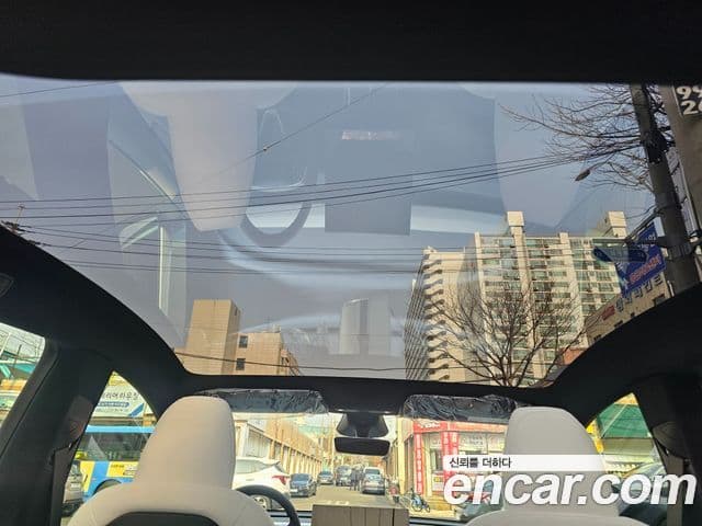 Tesla модель Y, 2026 17