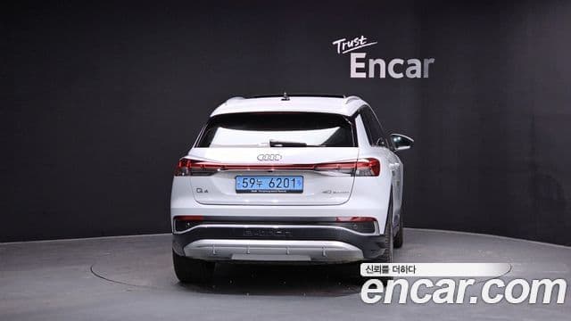 Audi Q4 e-Tron (F4) Premium, 2022 4