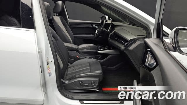 Audi Q4 e-Tron (F4) Premium, 2022 11