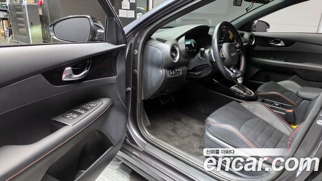 Kia The / новый New K3 2세대 Signature, 2024 11
