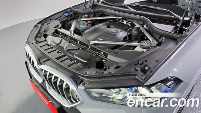 BMW X6 (G06) xDrive40i M Sport, 2025 6