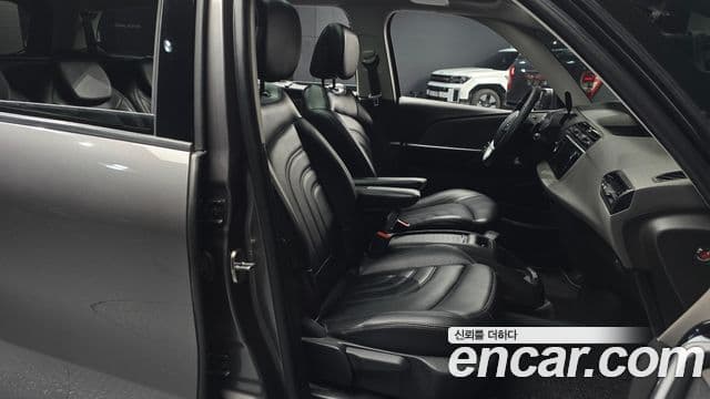 Ситроен / DS Grand C4 피카소 1.6 B-HDI Feel (название комплектации), 2018 10