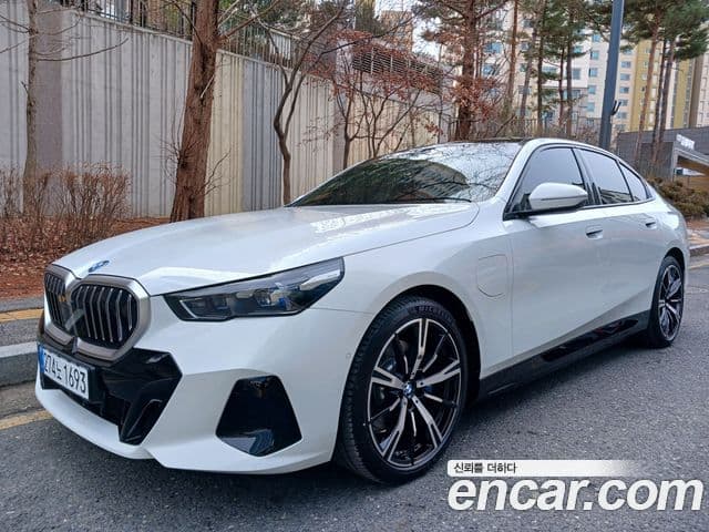 BMW 5시리즈 (G60) 530e M Sport, 2026 3