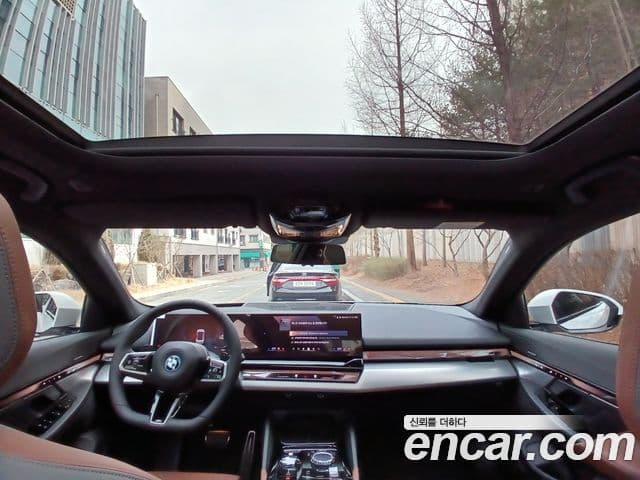 BMW 5시리즈 (G60) 530e M Sport, 2026 8