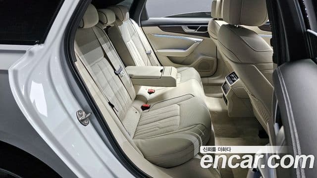 Audi A6 (C8) Premium, 2025 12