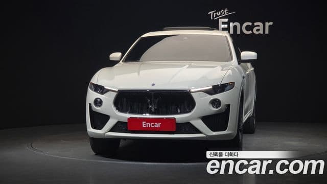 Maserati Levante 3.8 GTS AWD, 2019 3
