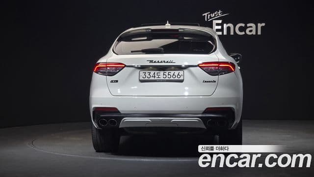 Maserati Levante 3.8 GTS AWD, 2019 4