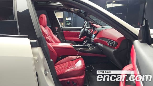 Maserati Levante 3.8 GTS AWD, 2019 11