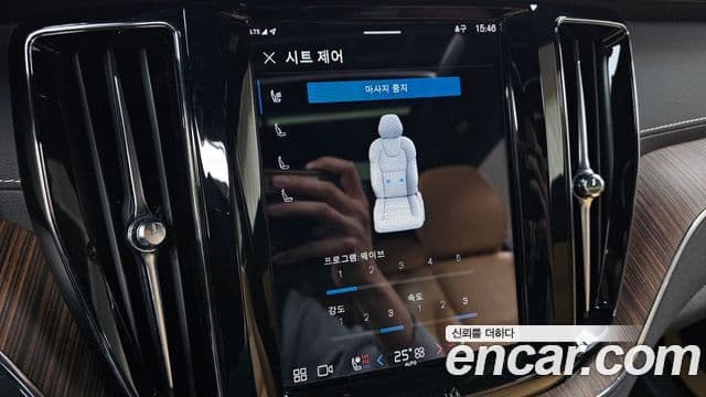 Volvo XC60 2세대 T8 Inscription, 2022 17