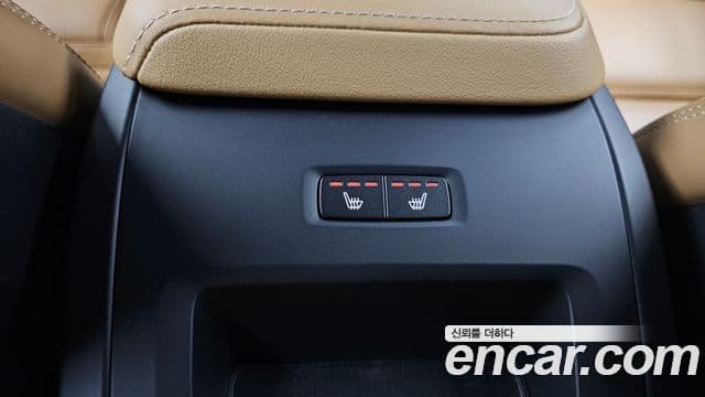 Volvo XC60 2세대 T8 Inscription, 2022 18