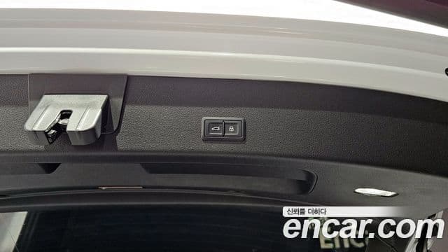 Audi e-Tron, 2021 20