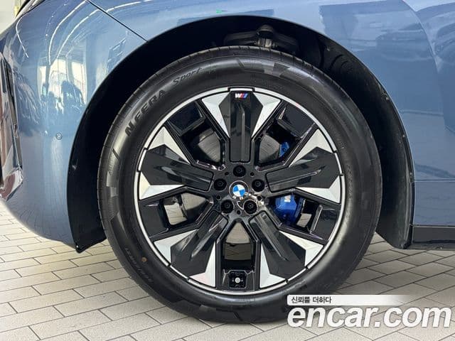 BMW iX xDrive45 M Sport, 2026 все фото