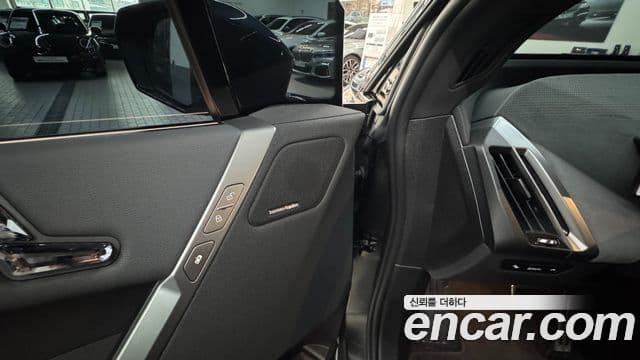 BMW iX xDrive45 M Sport, 2026 17