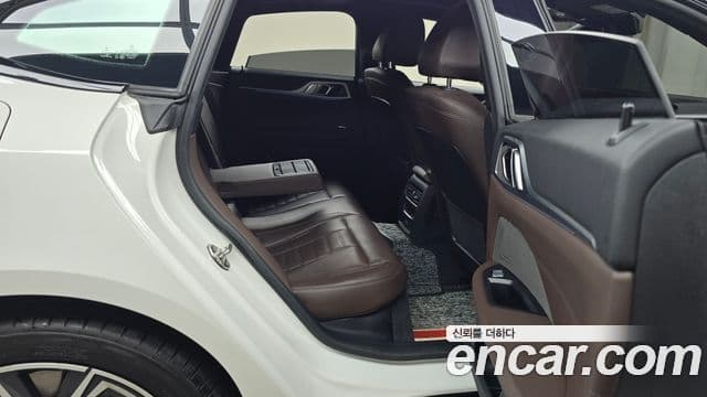 BMW i4 eDrive40 M Sport Pro, 2023 12