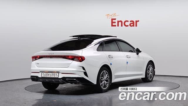 Kia K5 3세대 Prestige, 2022 2