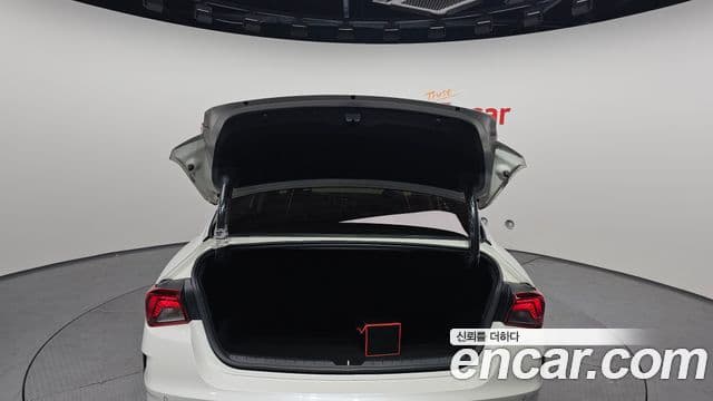 Kia K5 3세대 Prestige, 2022 20