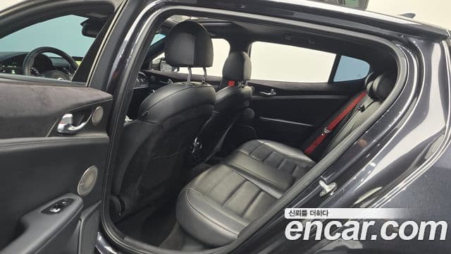 Kia 스팅어 GT, 2019 13