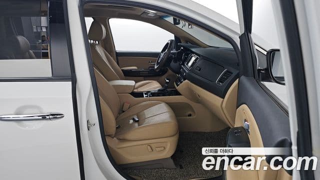 Kia All New Carnival Noblesse, 2018 11