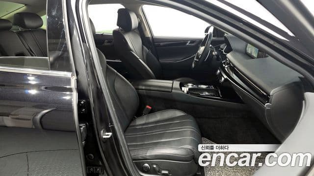 Genesis G80 (RG3) бензин 2.5 турбо AWD, 2021 11