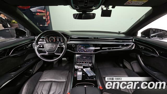 Audi A8 (D5) 55 TFSI Quattro LWB, 2021 7