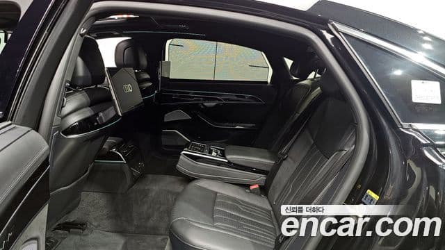 Audi A8 (D5) 55 TFSI Quattro LWB, 2021 12