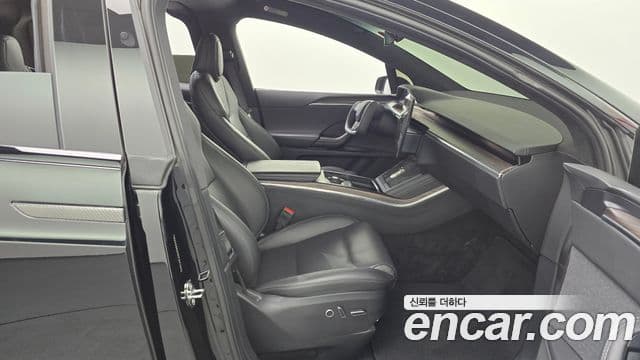 Tesla модель X, 2023 11