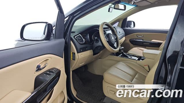 Kia The / новый New Carnival Noblesse, 2019 11