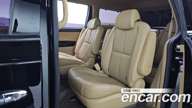 Kia The / новый New Carnival Noblesse, 2019 12