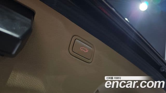 Kia The / новый New Carnival Noblesse, 2019 15