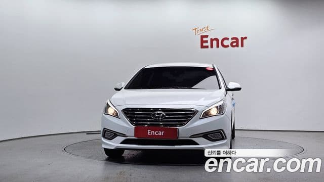 Hyundai LF Sonata 2.0 Smart, 2015 3