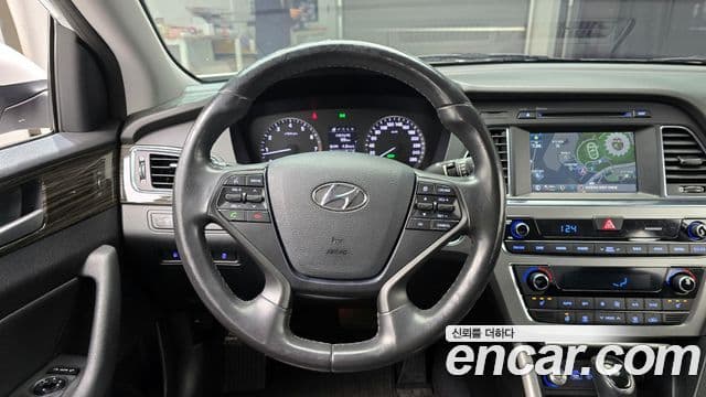 Hyundai LF Sonata 2.0 Smart, 2015 13