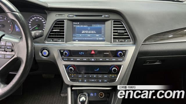 Hyundai LF Sonata 2.0 Smart, 2015 14