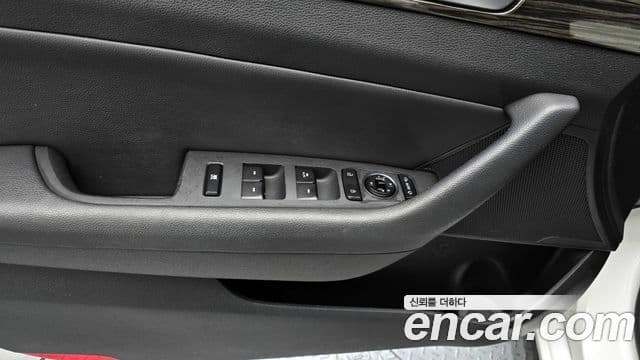 Hyundai LF Sonata 2.0 Smart, 2015 17